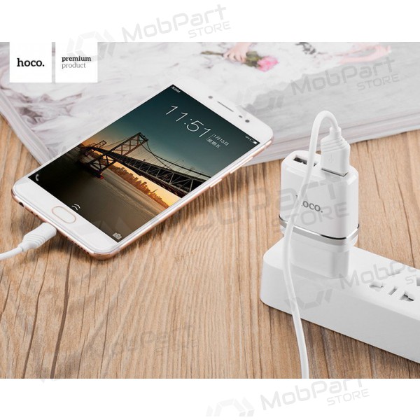 Carregador HOCO C12 Smart Dual USB + Lightning cabo (5V 2.4A) (branco)